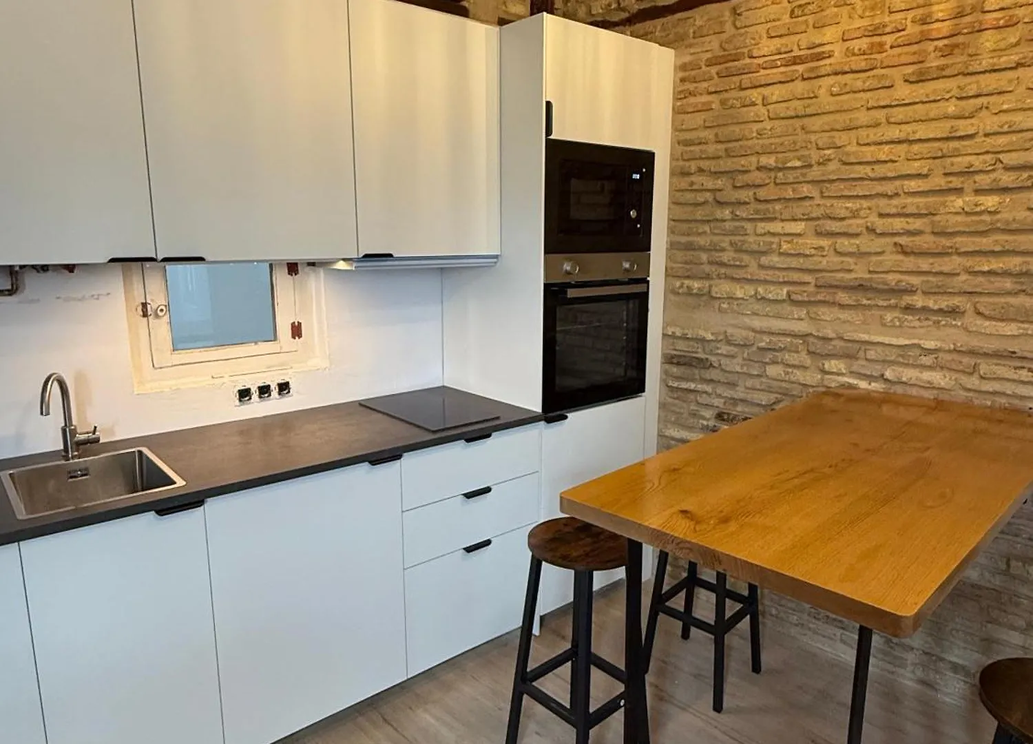 Precioso Atico Con Vistas En El Centro De Pamplona Apartment 0*,
